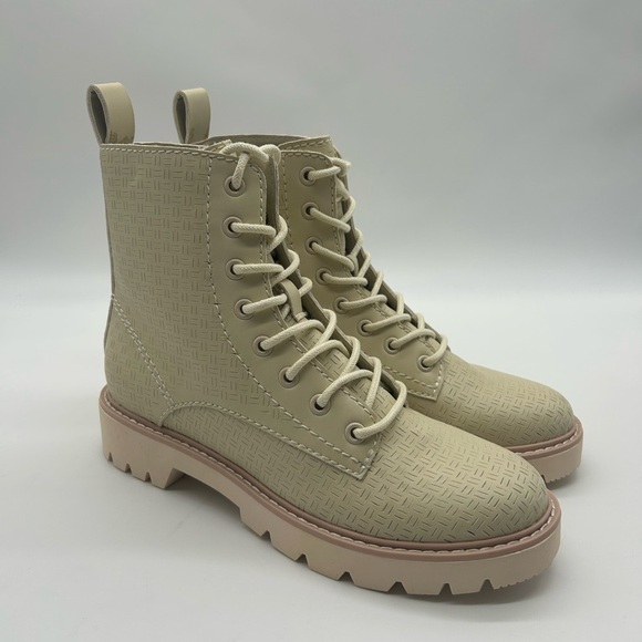 Dolce Vita Piker Ivory Perforated Stella Combat Boots Size 6.5 NIB - Picture 3 of 11